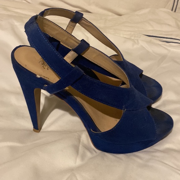 Blue suede platform shoes - Picture 2 of 4